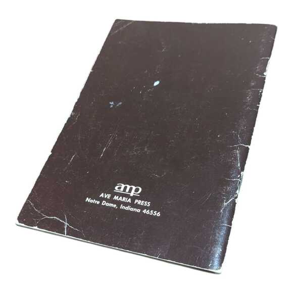 Vintage 1970 Everyman's Way of the Cross by Clarence Enzler Devotional Booklet - Picture 2 of 4